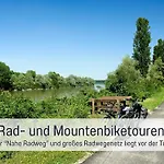 Апартаменты Dahem-apartments - Ruhig Parkplatz Rhein Main Gebiet Gut Erreichbar - 3 - Barrierefrei Mit Garten Und Hund Auf Anfrage -- 2 Sz Maisonette Mit Balkon, -- 2 Sz Mit Balkon *