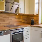Dahem-apartments - Ruhig Parkplatz Rhein Main Gebiet Gut Erreichbar - 3 - Barrierefrei Mit Garten Und Hund Auf Anfrage -- 2 Sz Maisonette Mit Balkon, -- 2 Sz Mit Balkon