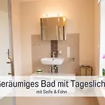 Dahem-apartments - Ruhig Parkplatz Rhein Main Gebiet Gut Erreichbar - App 1 Barrierefrei Mit Kamin Garten Und Hund - App 2 Mit Balkon Apartment